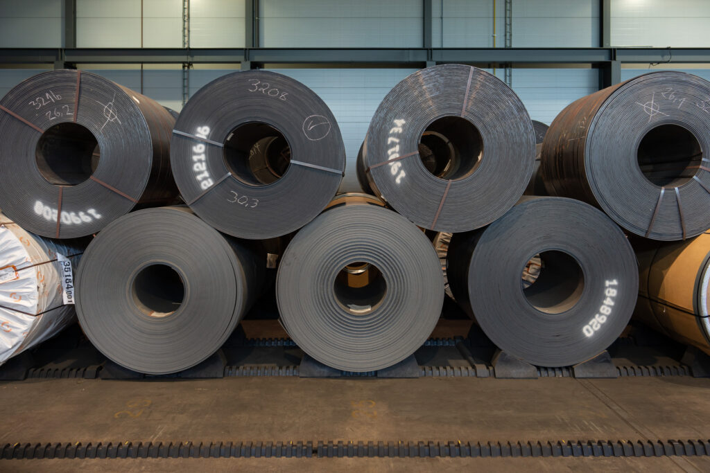Cutting of hot-rolled steel sheets and plates
